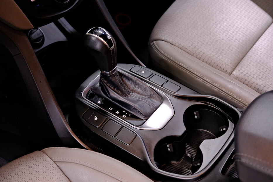 Продам Hyundai Santa FE 2014 года в Одессе