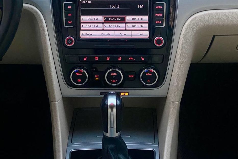 Продам Volkswagen Passat B7 2012 года в Днепре