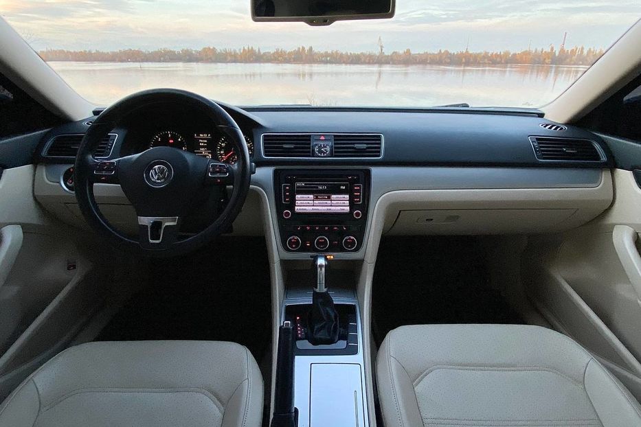 Продам Volkswagen Passat B7 2012 года в Днепре