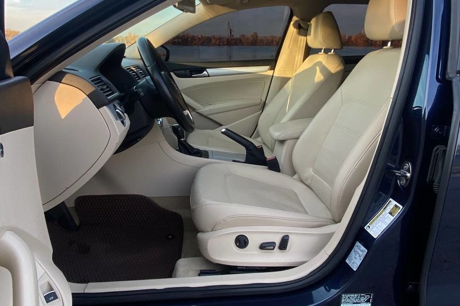 Продам Volkswagen Passat B7 2012 года в Днепре
