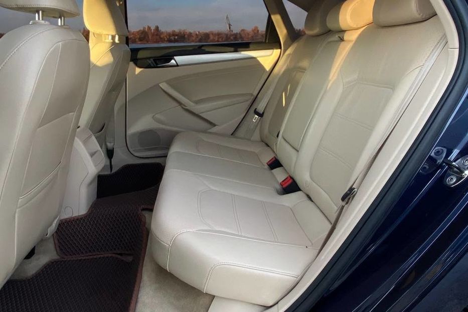 Продам Volkswagen Passat B7 2012 года в Днепре