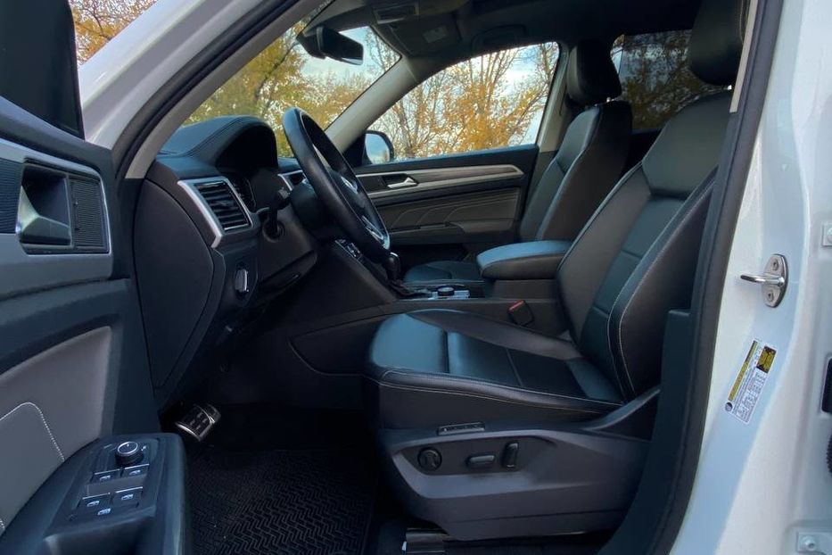 Продам Volkswagen Atlas 2022 года в Днепре