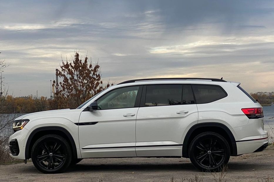 Продам Volkswagen Atlas 2022 года в Днепре