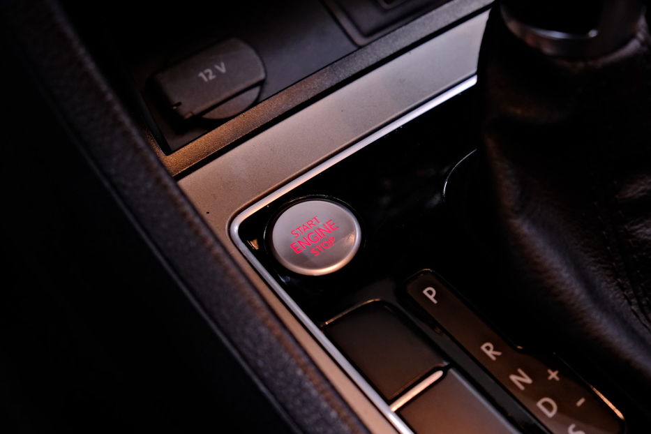 Продам Volkswagen Passat B8 2020 года в Одессе