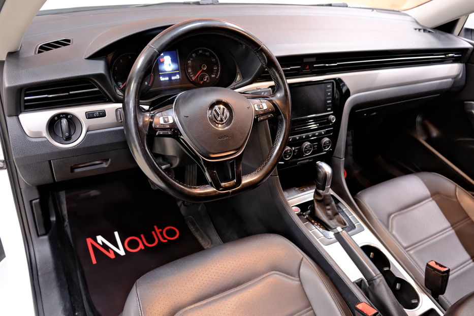 Продам Volkswagen Passat B8 2020 года в Одессе
