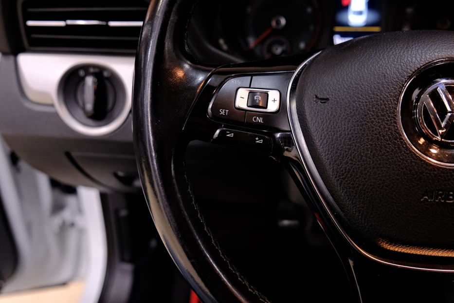 Продам Volkswagen Passat B8 2020 года в Одессе