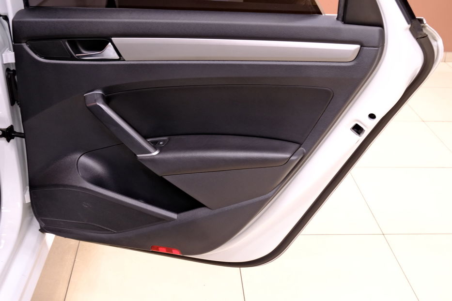 Продам Volkswagen Passat B8 2020 года в Одессе