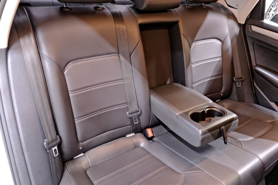 Продам Volkswagen Passat B8 2020 года в Одессе