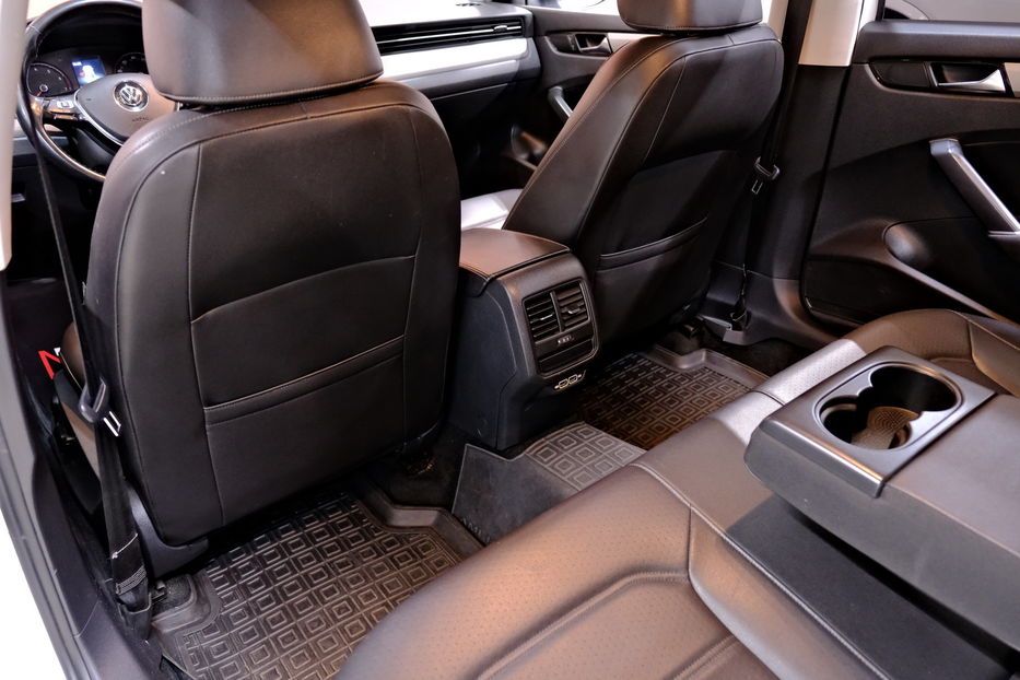 Продам Volkswagen Passat B8 2020 года в Одессе