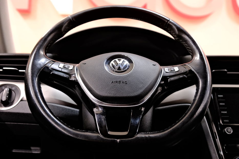 Продам Volkswagen Passat B8 2020 года в Одессе