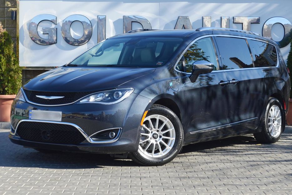 Продам Chrysler Pacifica Hybrid Limited 2019 года в Одессе