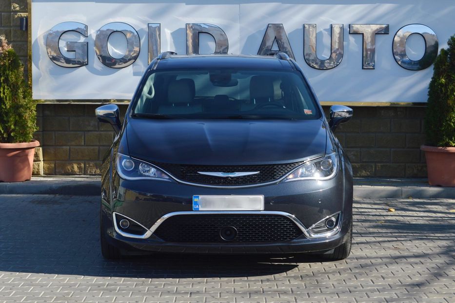 Продам Chrysler Pacifica Hybrid Limited 2019 года в Одессе