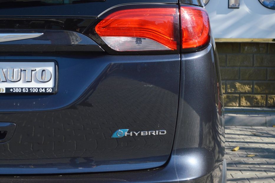 Продам Chrysler Pacifica Hybrid Limited 2019 года в Одессе