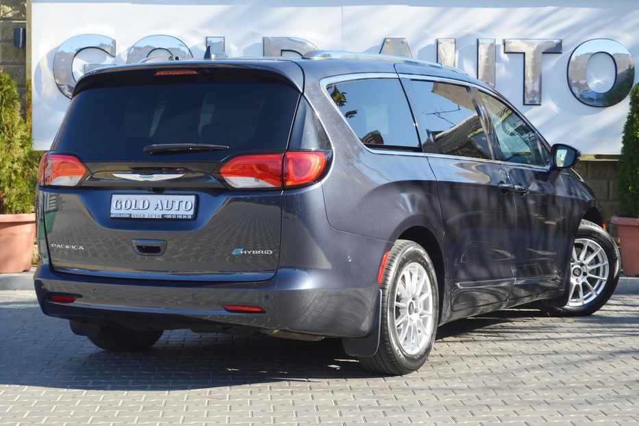 Продам Chrysler Pacifica Hybrid Limited 2019 года в Одессе