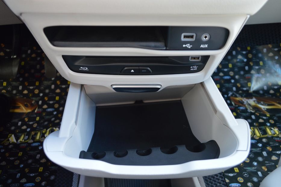 Продам Chrysler Pacifica Hybrid Limited 2019 года в Одессе