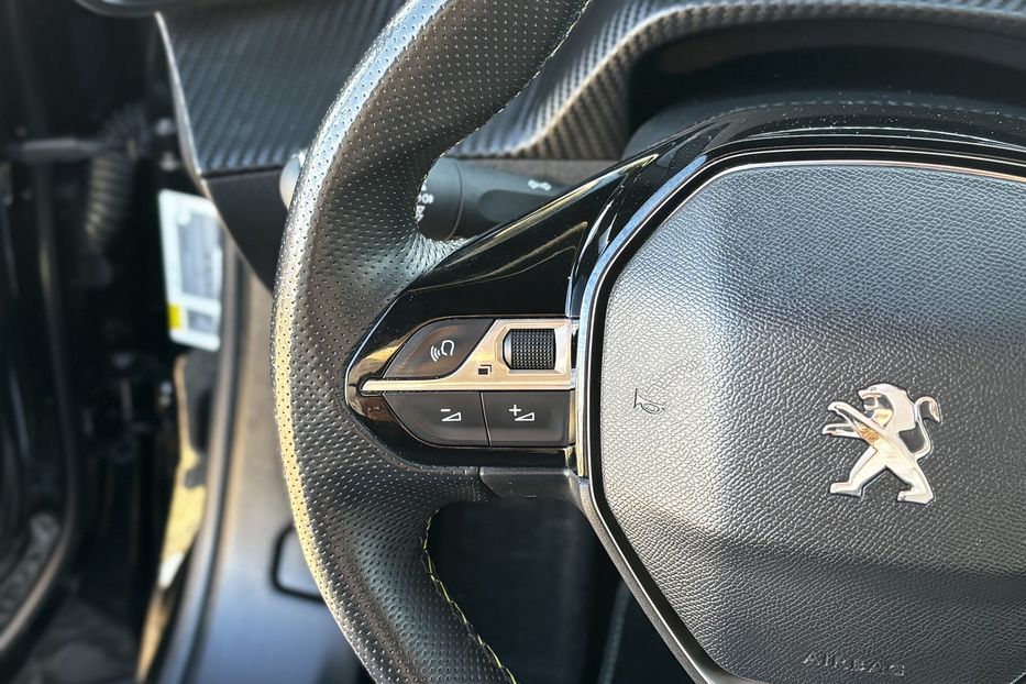 Продам Peugeot 2008 GT EV 50 KW авто у Львові  2021 года в Львове