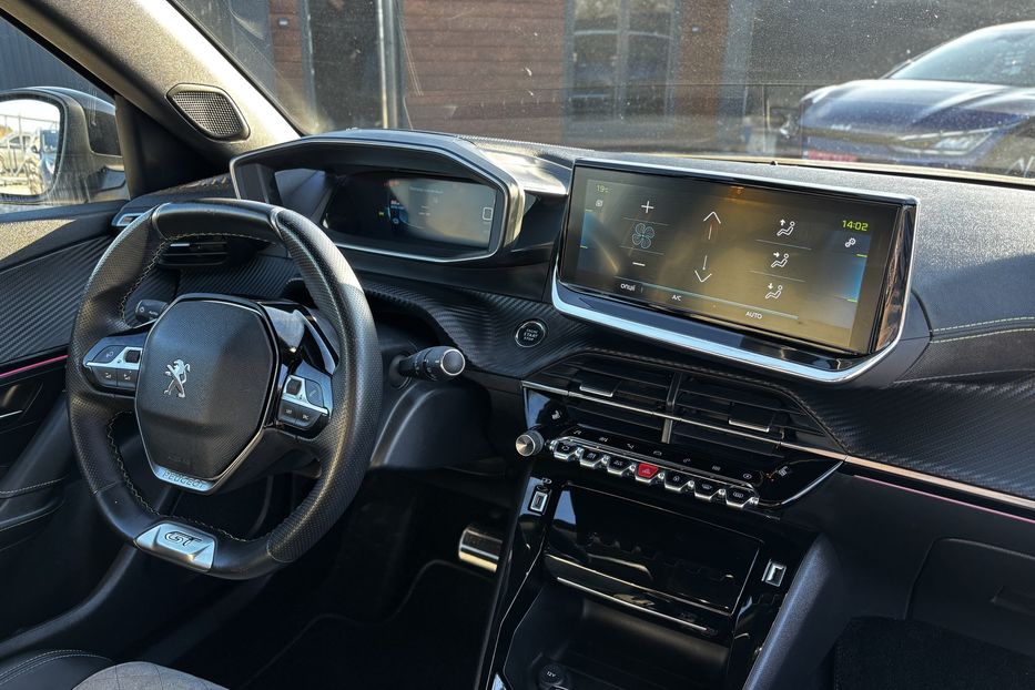 Продам Peugeot 2008 GT EV 50 KW авто у Львові  2021 года в Львове