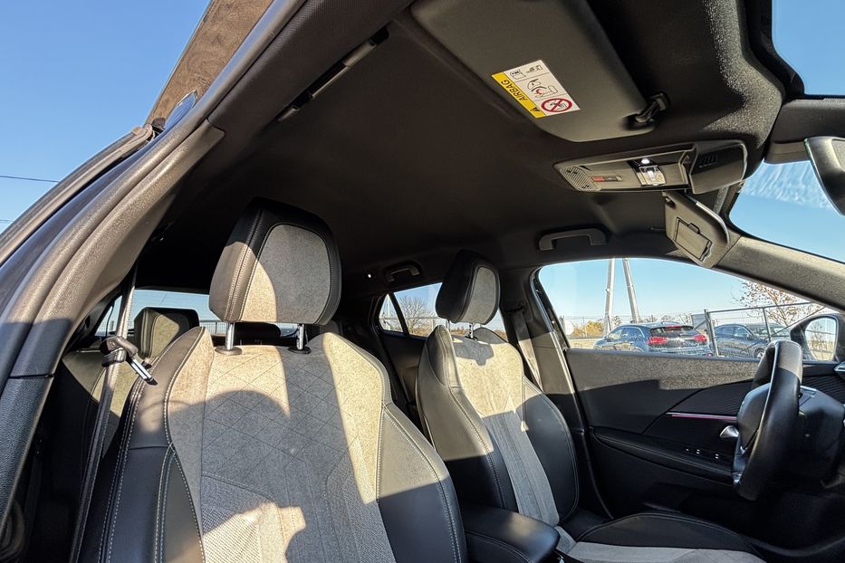 Продам Peugeot 2008 GT EV 50 KW авто у Львові  2021 года в Львове