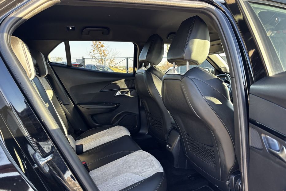 Продам Peugeot 2008 GT EV 50 KW авто у Львові  2021 года в Львове