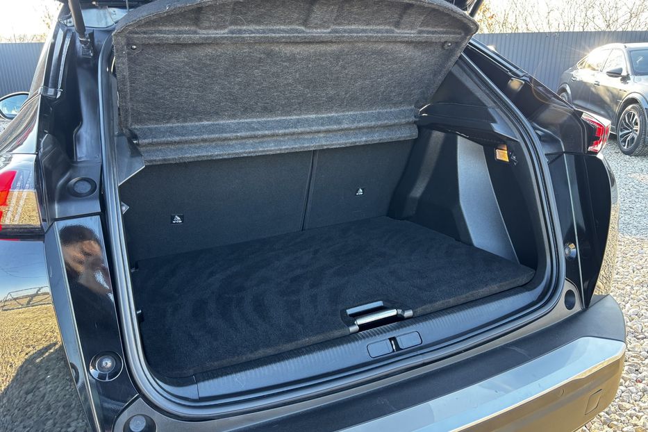 Продам Peugeot 2008 GT EV 50 KW авто у Львові  2021 года в Львове