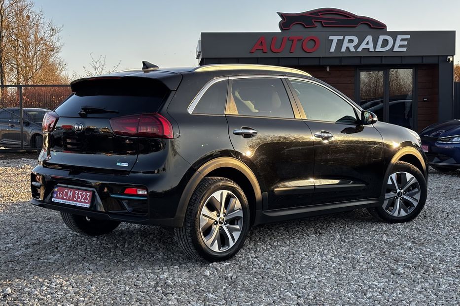 Продам Kia Niro 64 кВт авто у Львові  2020 года в Львове