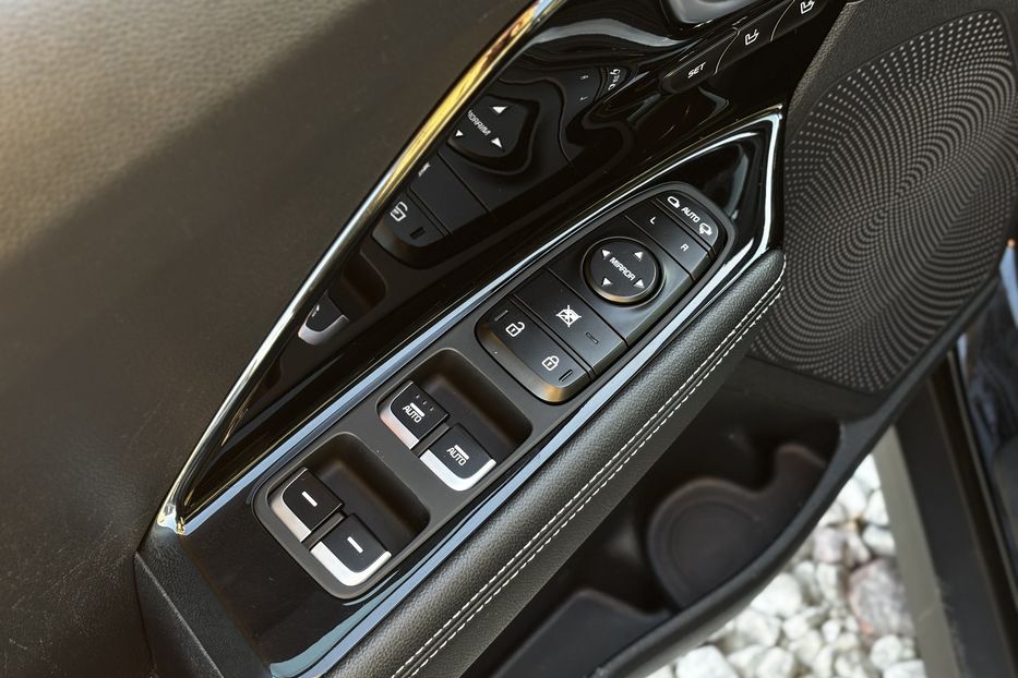 Продам Kia Niro 64 кВт авто у Львові  2020 года в Львове