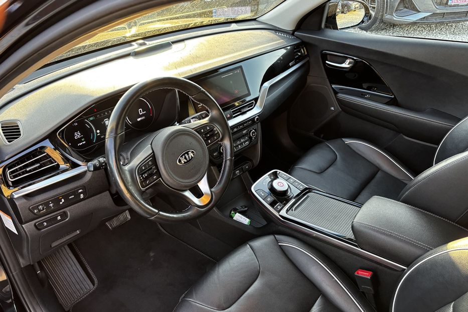 Продам Kia Niro 64 кВт авто у Львові  2020 года в Львове