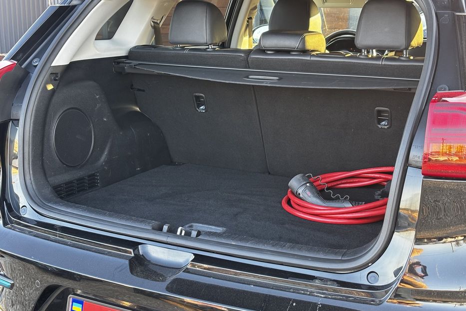 Продам Kia Niro 64 кВт авто у Львові  2020 года в Львове