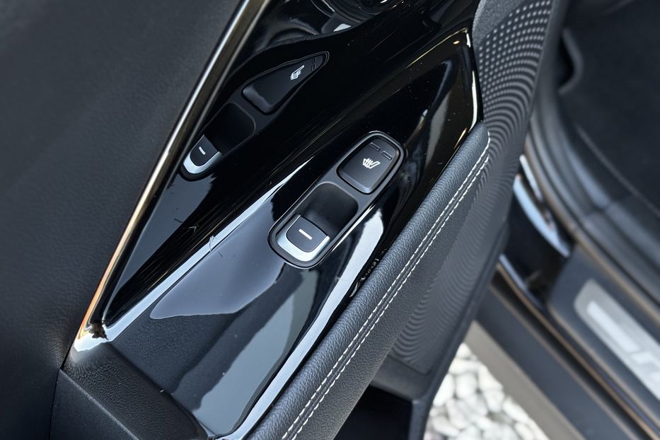 Продам Kia Niro 64 кВт авто у Львові  2020 года в Львове