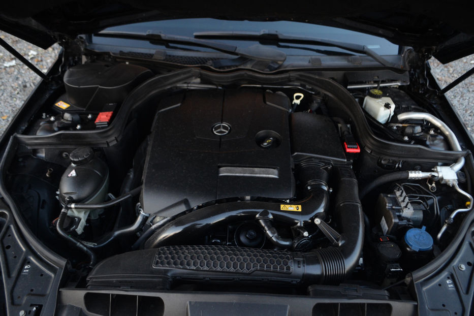 Продам Mercedes-Benz E-Class  200 7G-Tronic(184 л.с.) 2014 года в Киеве