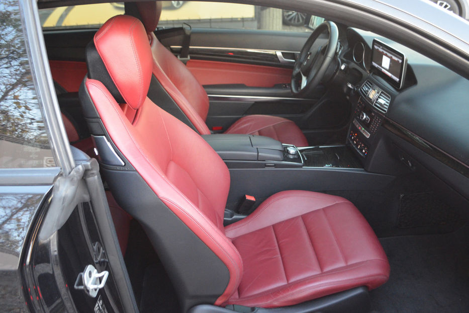 Продам Mercedes-Benz E-Class  200 7G-Tronic(184 л.с.) 2014 года в Киеве