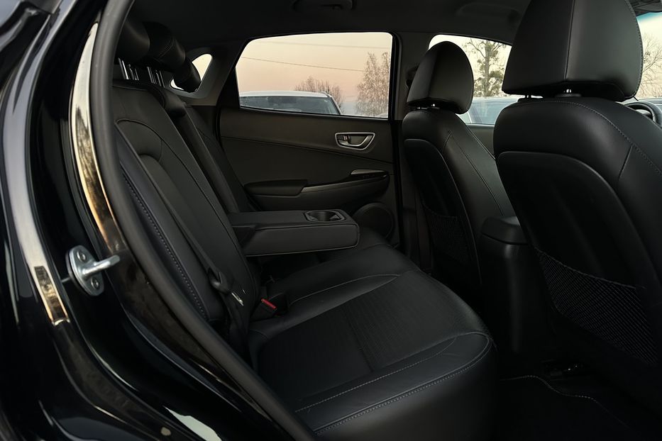 Продам Hyundai Kona 64kWhМакс.комплектація PREMIUM 2020 года в Львове