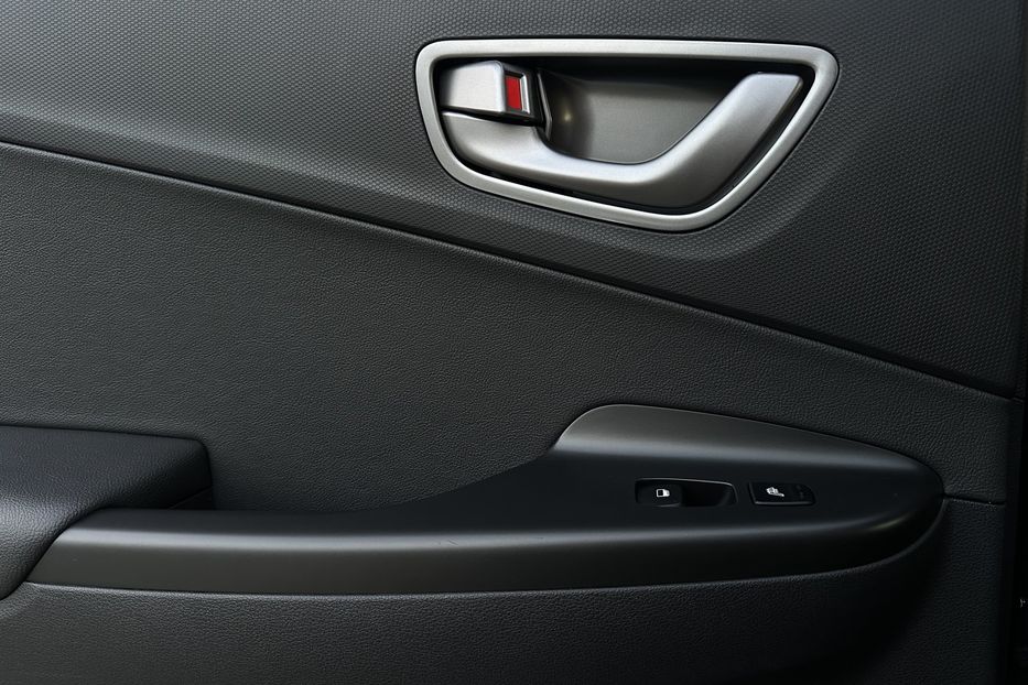 Продам Hyundai Kona 64kWhМакс.комплектація PREMIUM 2020 года в Львове