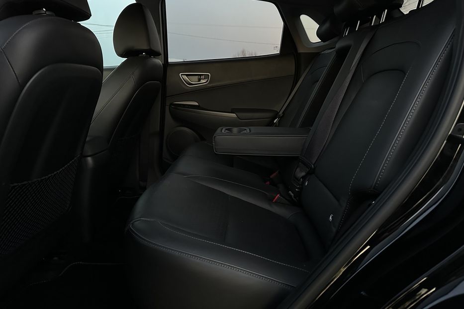 Продам Hyundai Kona 64kWhМакс.комплектація PREMIUM 2020 года в Львове