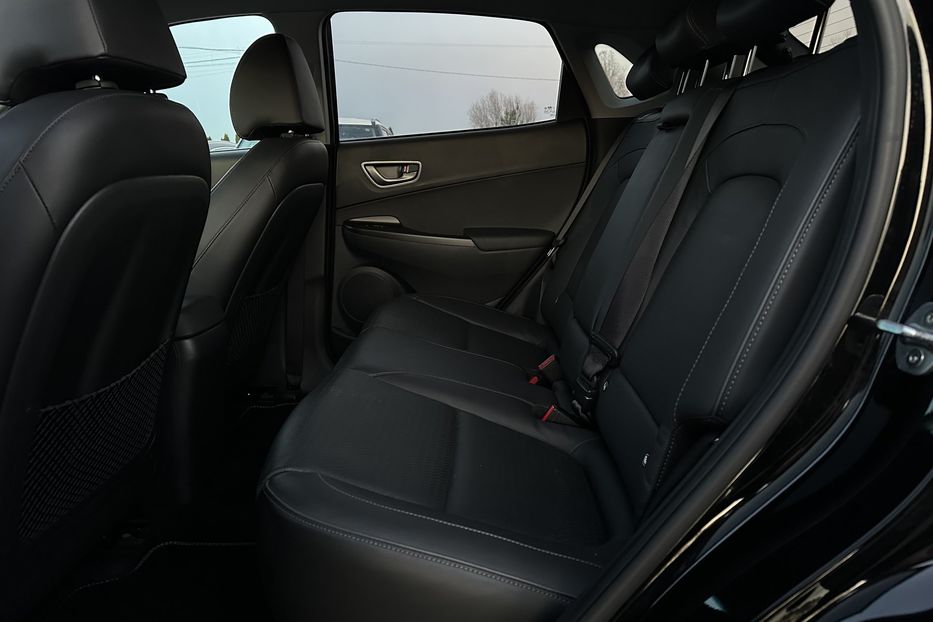 Продам Hyundai Kona 64kWhМакс.комплектація PREMIUM 2020 года в Львове