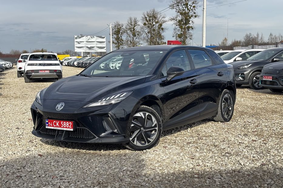 Продам MG 6 Standard 5D авто в дорозі  2023 года в Львове