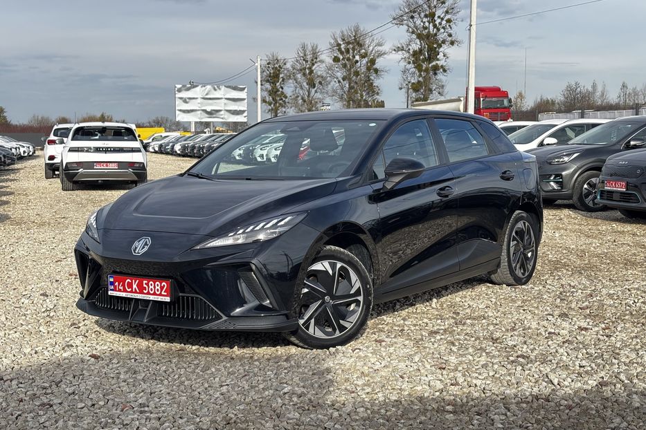 Продам MG 6 Standard 5D авто в дорозі  2023 года в Львове