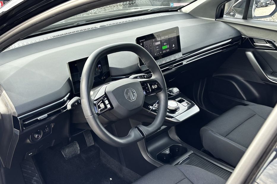 Продам MG 6 Standard 5D авто в дорозі  2023 года в Львове