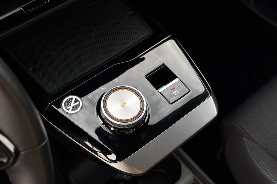 Продам MG 6 Standard 5D авто в дорозі  2023 года в Львове