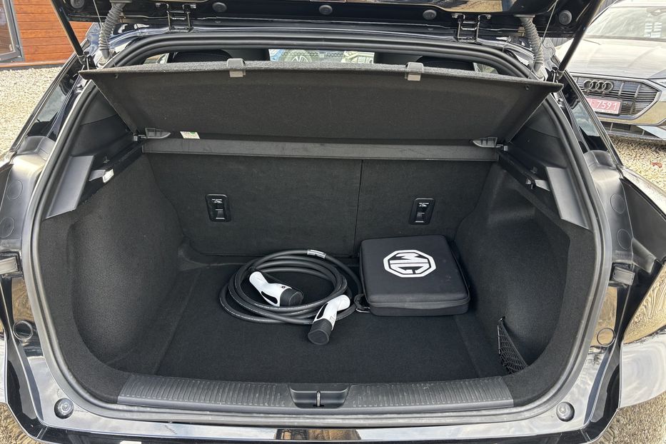 Продам MG 6 Standard 5D авто в дорозі  2023 года в Львове