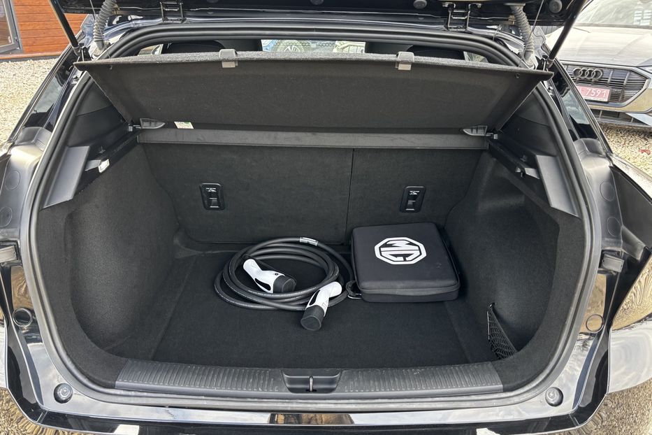 Продам MG 6 Standard 5D авто в дорозі  2023 года в Львове