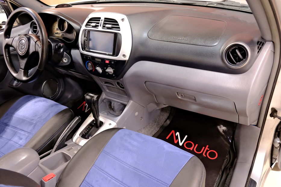 Продам Toyota Rav 4 2001 года в Одессе