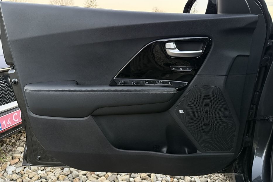 Продам Kia Niro 64кВт Макс.комплектація! ЛЮК! 2021 года в Львове