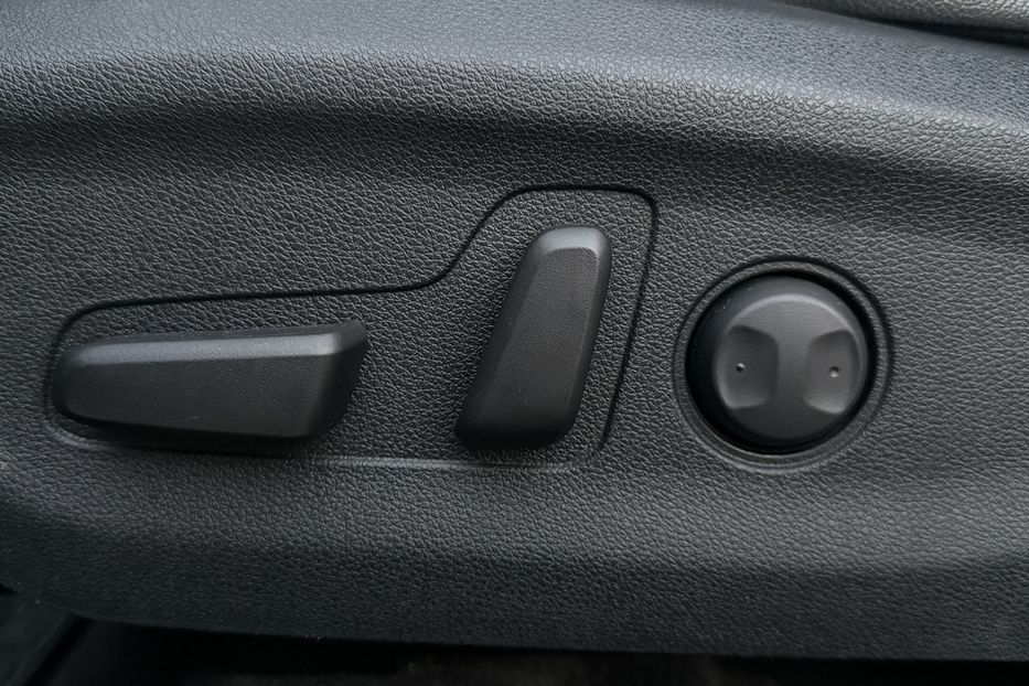 Продам Kia Niro 64кВт Макс.комплектація! ЛЮК! 2021 года в Львове