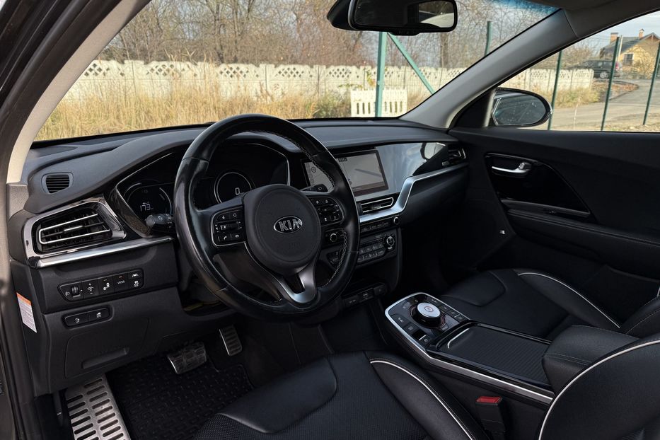 Продам Kia Niro 64кВт Макс.комплектація! ЛЮК! 2021 года в Львове