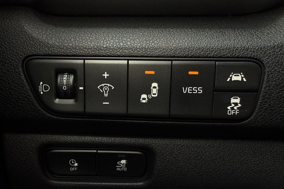 Продам Kia Niro 64кВт Макс.комплектація! ЛЮК! 2021 года в Львове