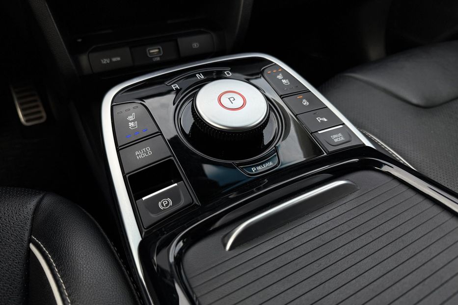 Продам Kia Niro 64кВт Макс.комплектація! ЛЮК! 2021 года в Львове