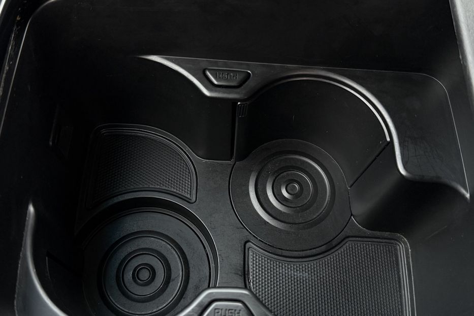 Продам Kia Niro 64кВт Макс.комплектація! ЛЮК! 2021 года в Львове