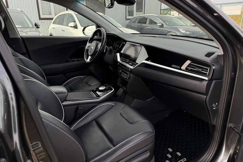 Продам Kia Niro 64кВт Макс.комплектація! ЛЮК! 2021 года в Львове