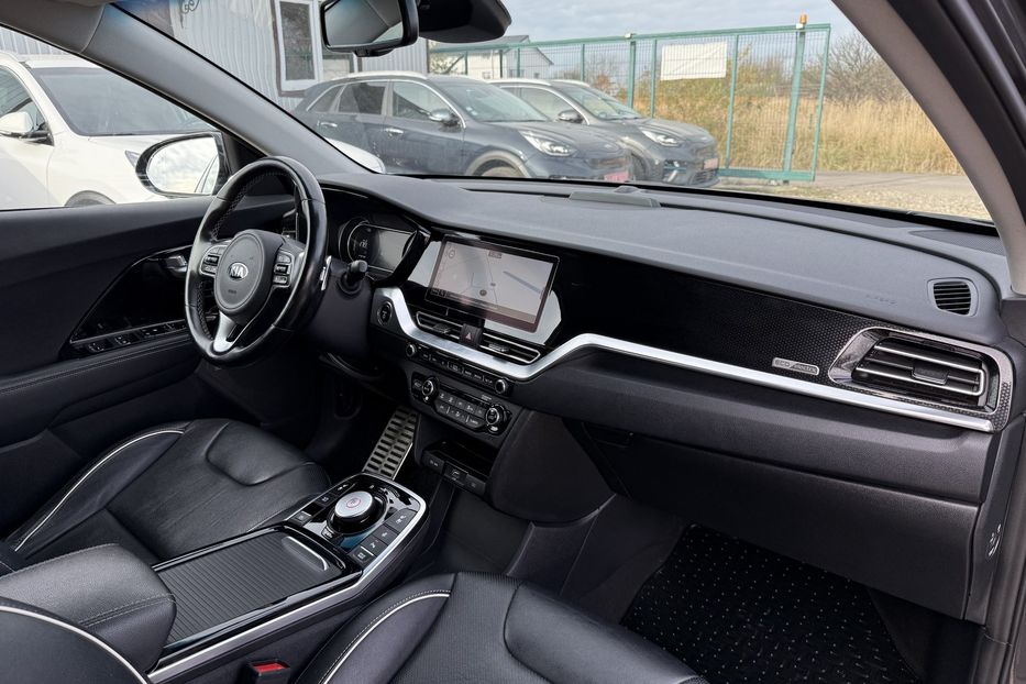 Продам Kia Niro 64кВт Макс.комплектація! ЛЮК! 2021 года в Львове